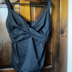 Lands' End Black One-Piece Twist-Front Swimsuit